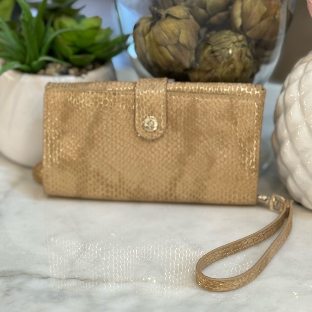💛 NWOT STEPHANIE JOHNSON GOLD SNAKESKIN PHONE WRISTLET!